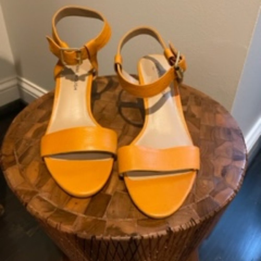 Julianne Hough for Sole Society Orange Leather Heeled Sandal Size 7.5 B LIKE NEW